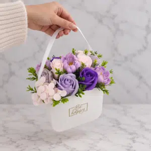 Розова усмивка – цветна чантичка „Be Happy“ в бяло
